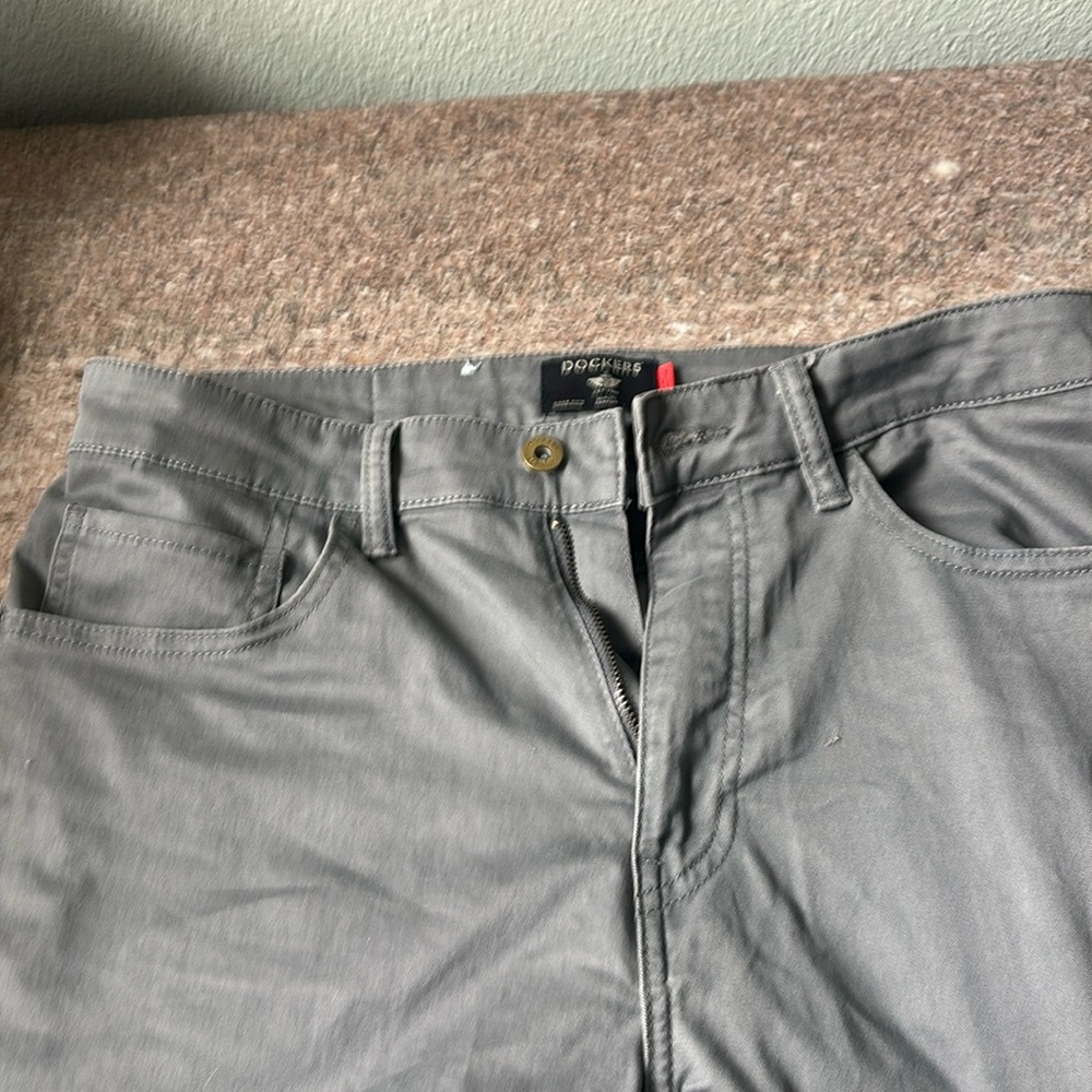 NWOT DOCKERS pants